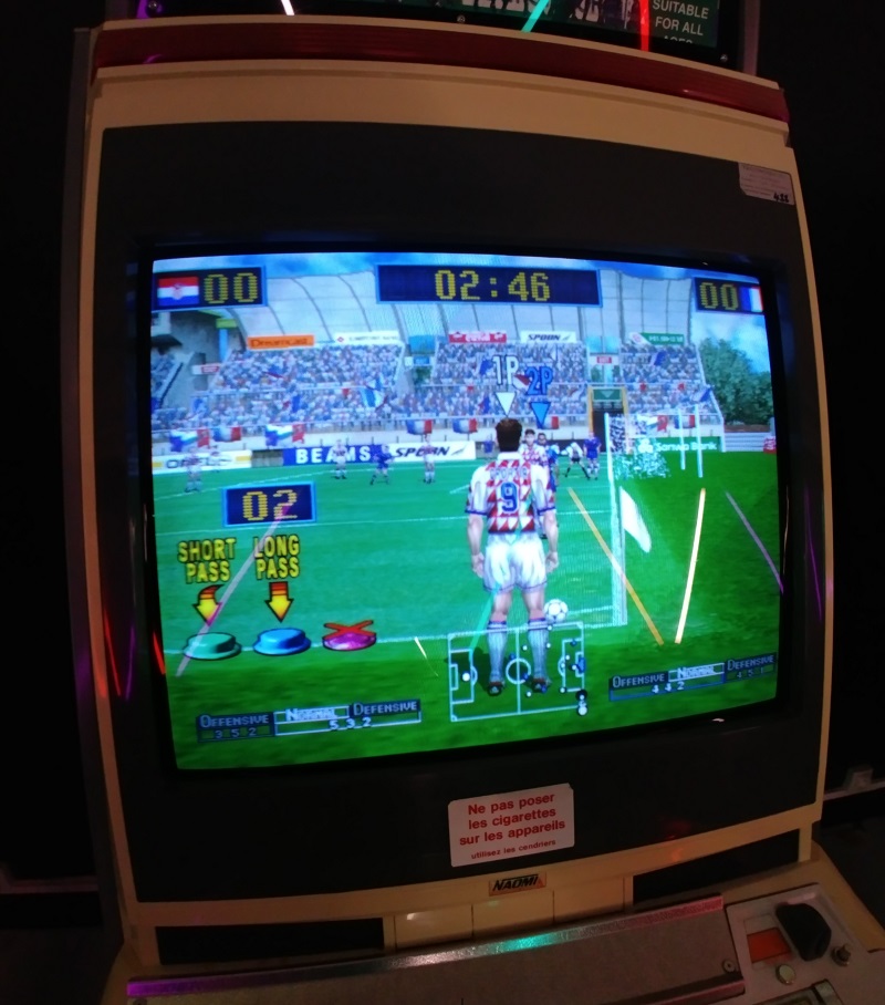 Pixel Museum : Football sur borne arcade