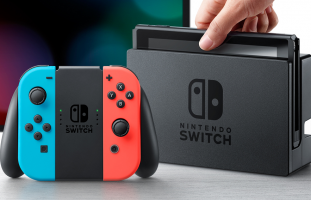 Console Nintendo Switch + Joy-Con bleu néon et rouge néon