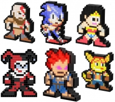 Lampe Pixel Pals - Akuma / Kratos / Ratchet and Clank / Skyrim / Sonic / Wonder Woman / Harley Quinn
